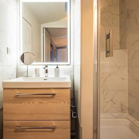 Apartment Domremy Hypercentredereims