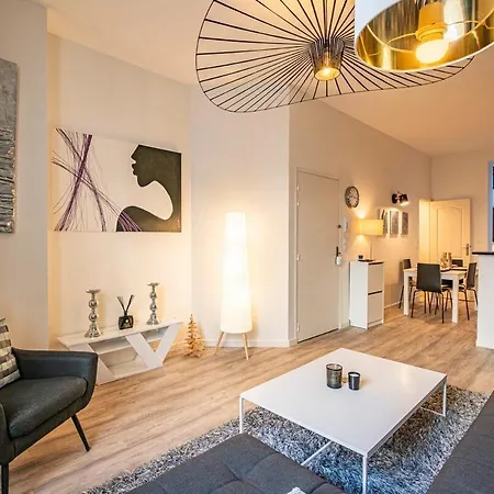 Domremy Hypercentredereims Apartment *